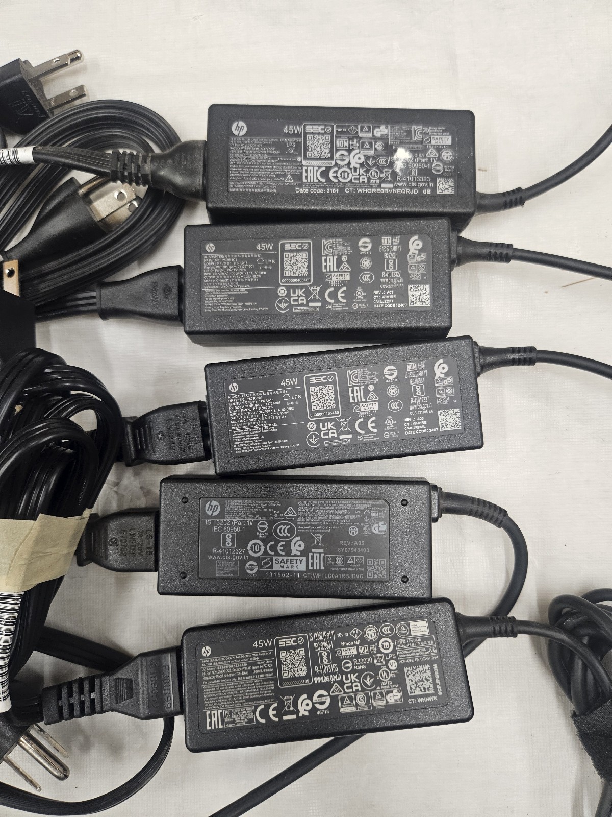 Lot of 5 Genuine HP OEM 45W 19.5V 2.31A Blue Small Barrel Tip Laptop Chargers