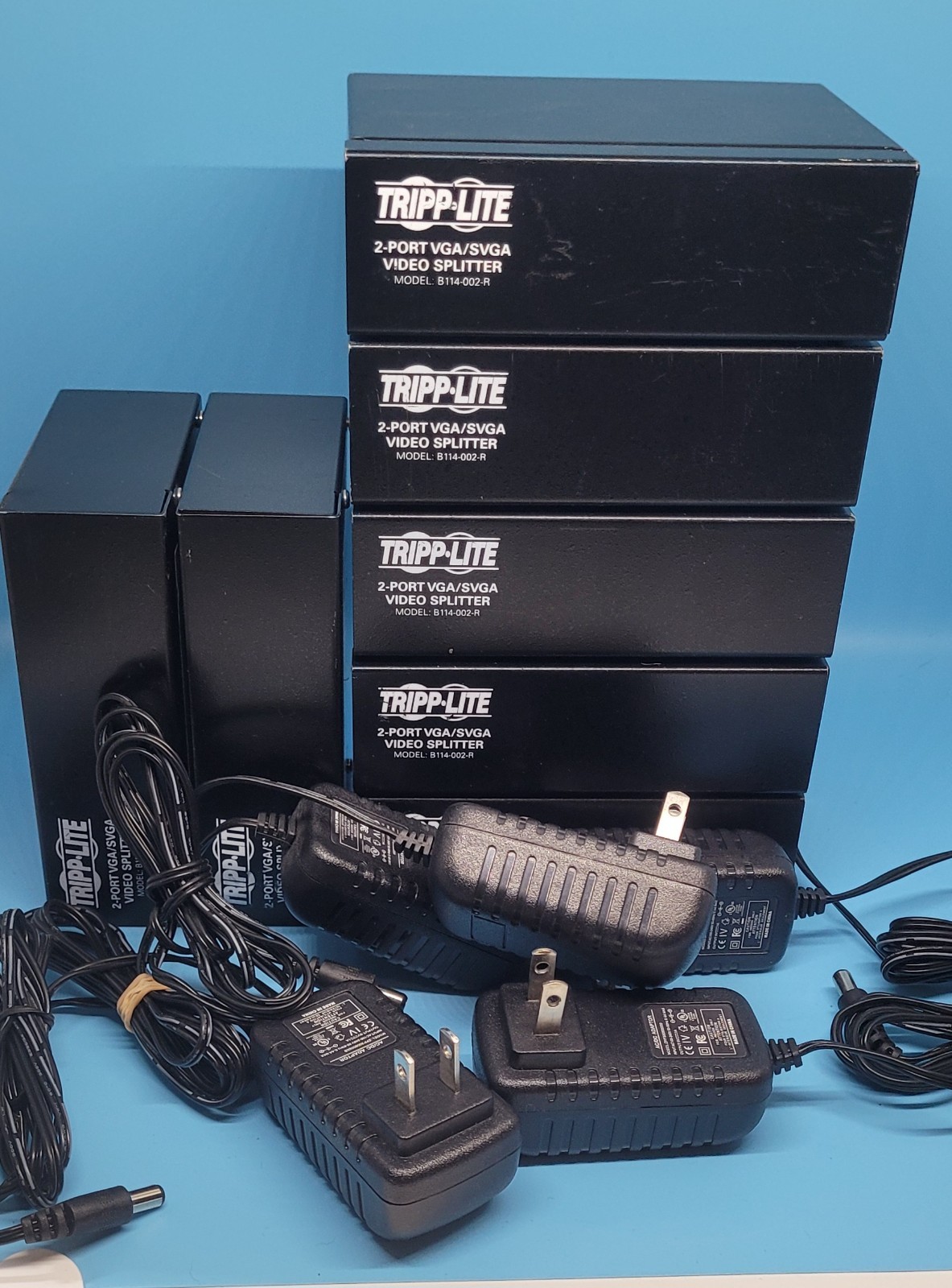 Lot of 7 Tripp Lite B114-002-R 2-Port VGA/SVGA Splitters Signal Booster + 5 PSU