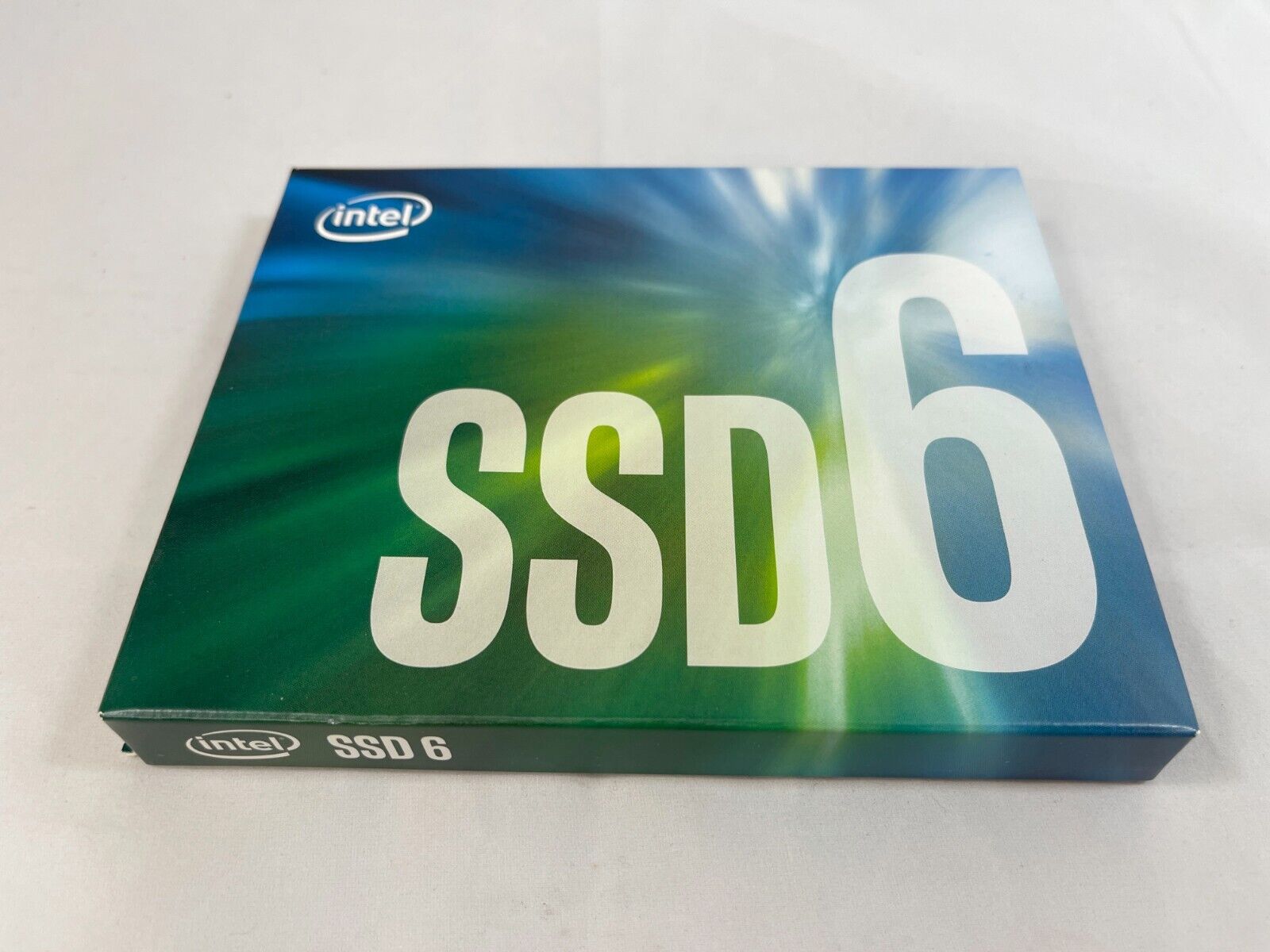 New Intel SSD6 Solid State Drive 660p Series 1024GB SSDPEKNw010T8X1New Intel SSD