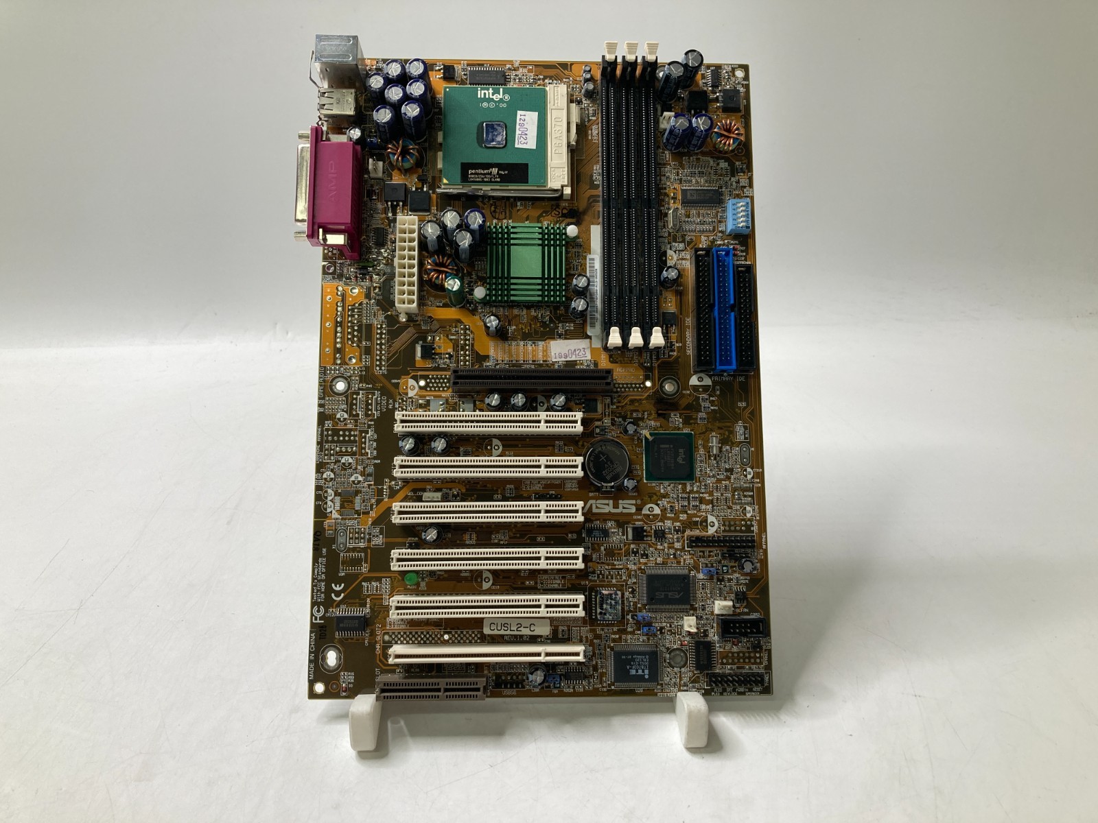 Asus CUSL2-C Motherboard w/ Intel Pentium III 800EB 3x SDR UDIMM Ram *PARTS