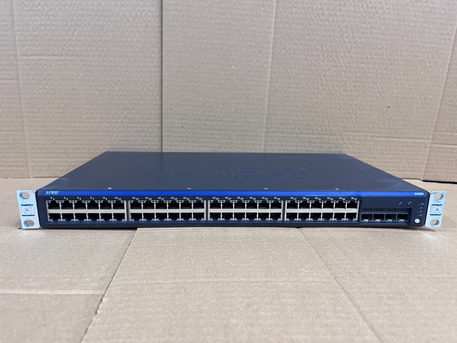 Juniper EX2200-48T-4G 48 Port 10/100/1000Base-T L3 Switch w/ Ears | 4x SFP 10Gb