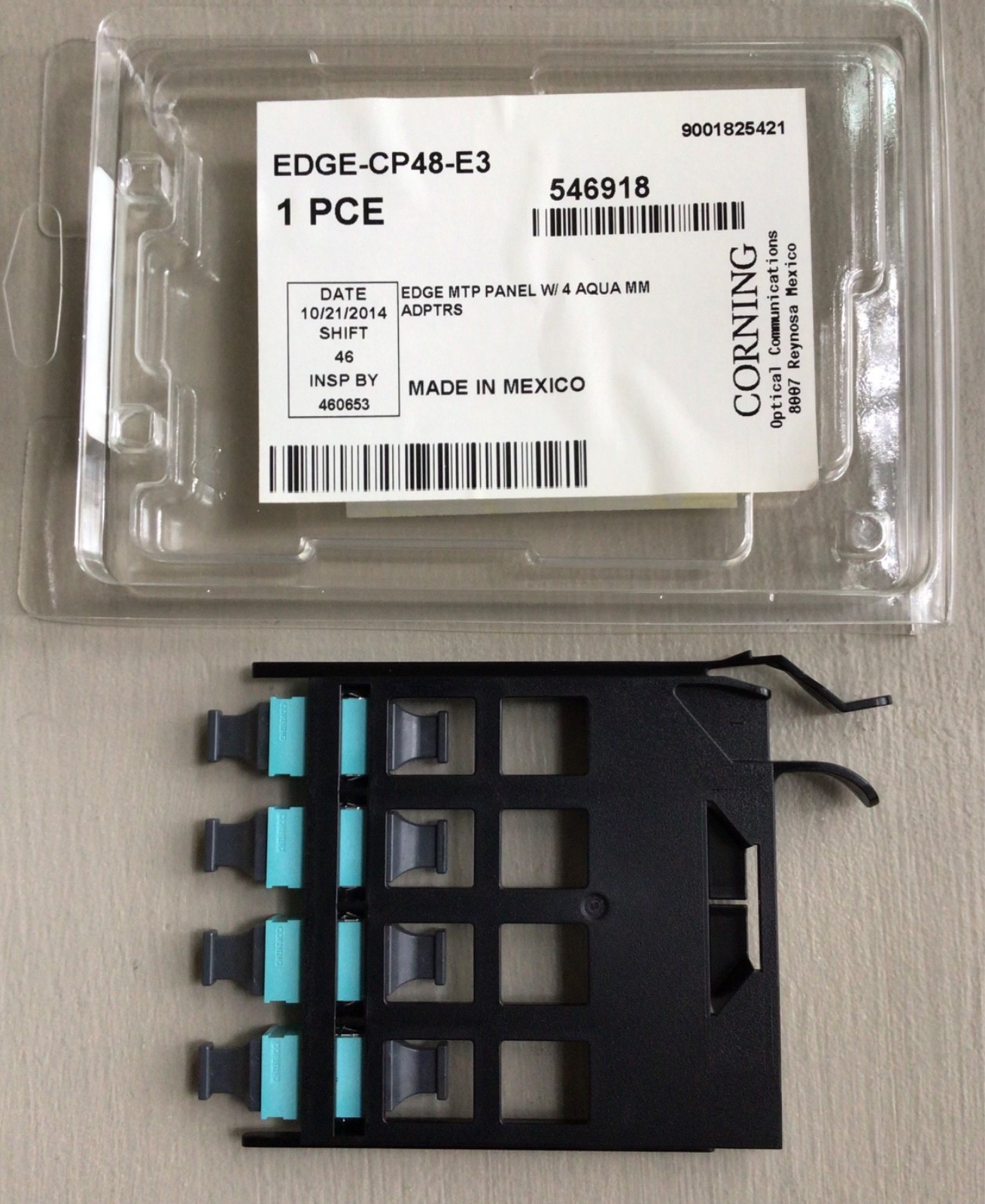 NEW Genuine Corning EDGE-CP48-E3 MTP Panel, FOUR Aqua Adaptors 546918 