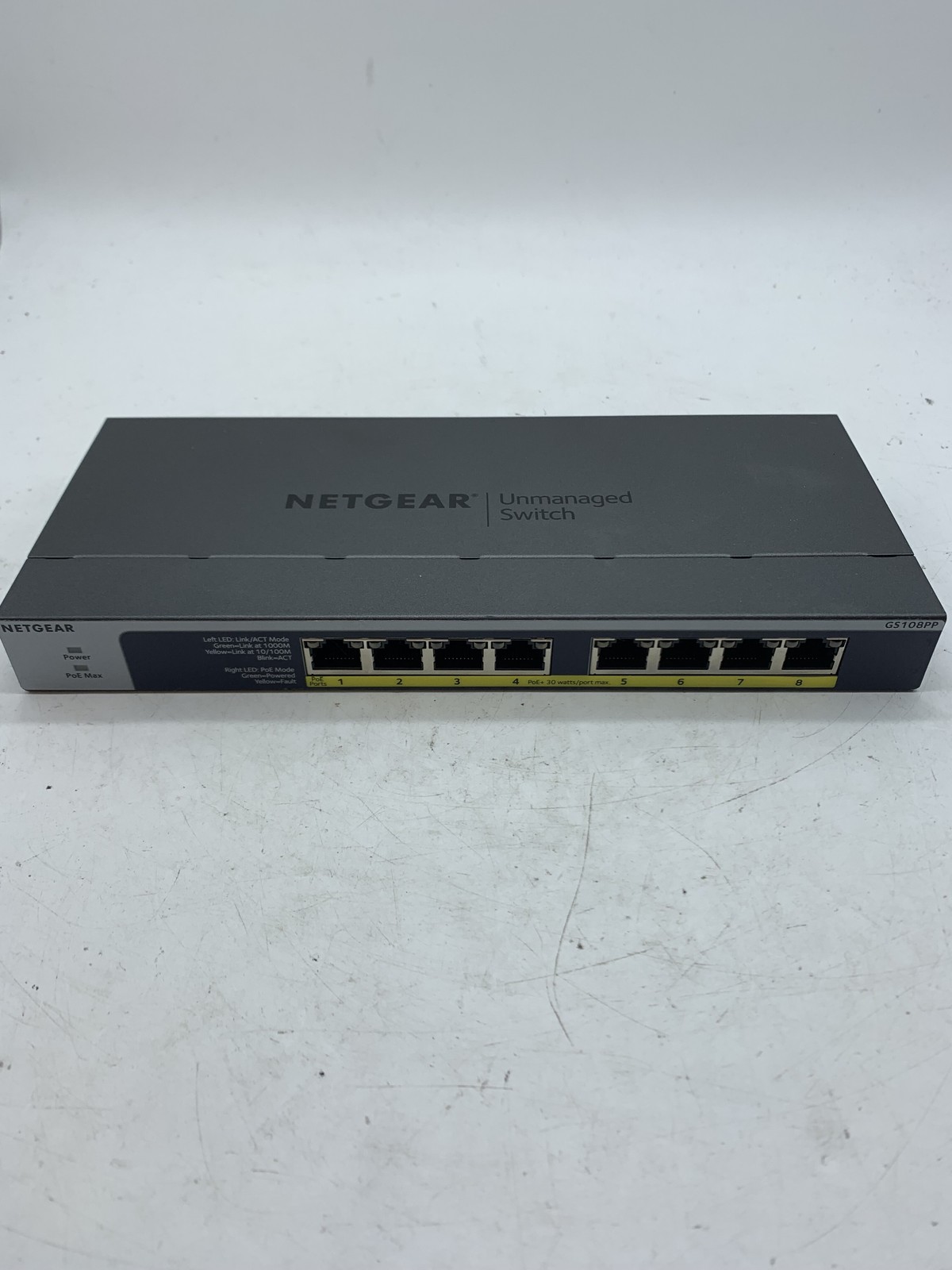 Netgear GS108PP 8-Port Gigabit PoE/PoE+ Unmanaged Switch No AC ~ FREE S/H
