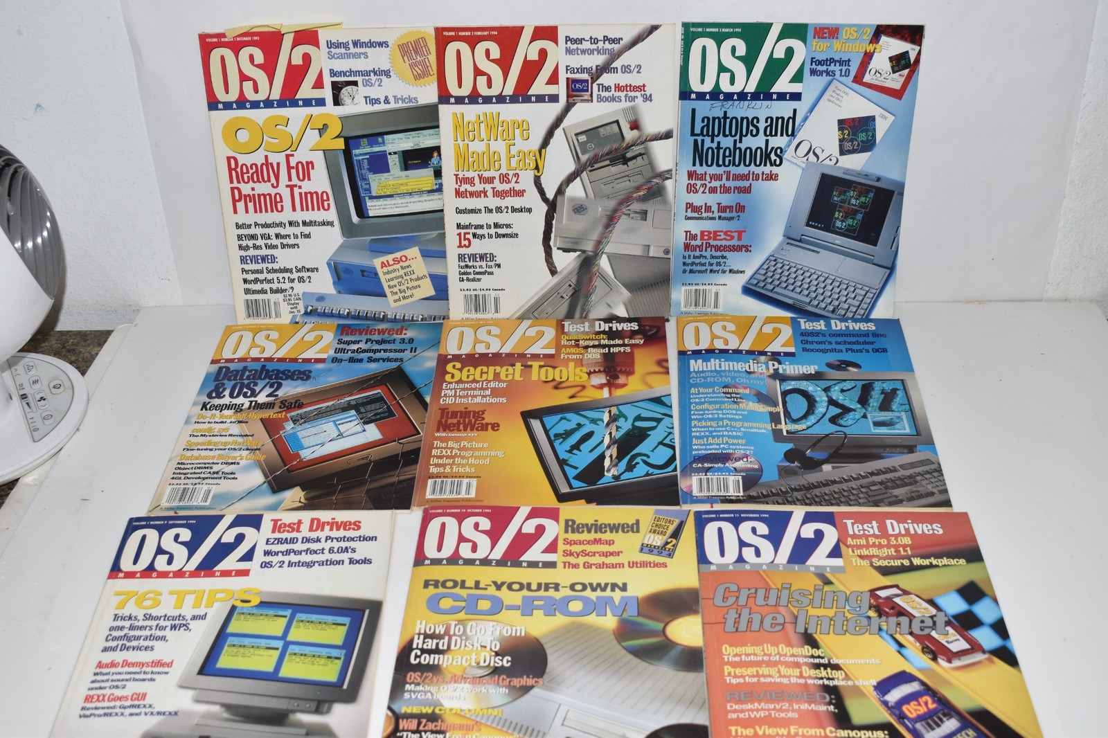 OS2  MAGAZINE LOT OF 9 ISSUES- 1994- INCLUDES DEC 1993 #1 ISSUE   (XDV89)