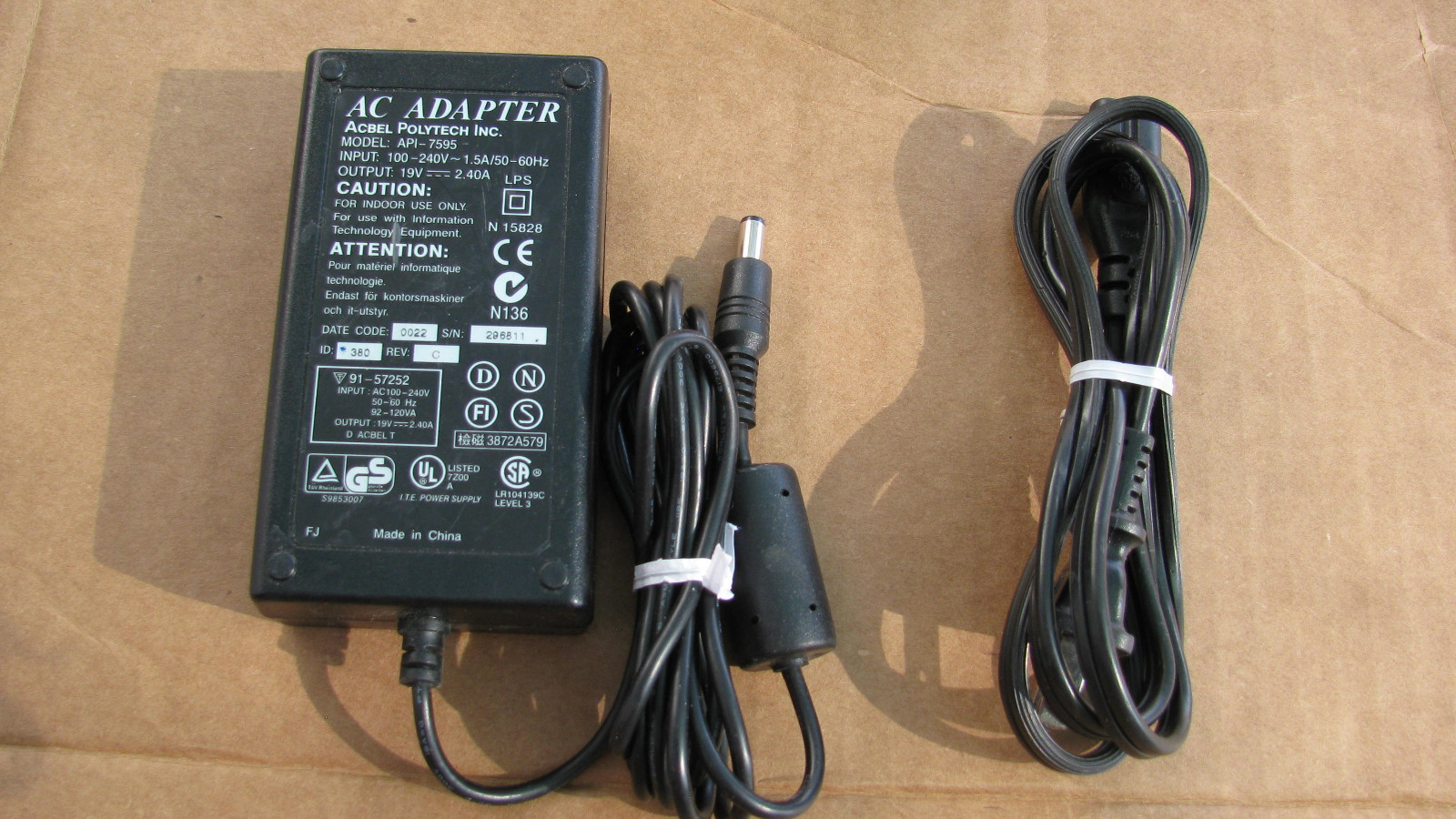 Original ACBEL AC POWER ADAPTER and Power cord 19V. 2.4A