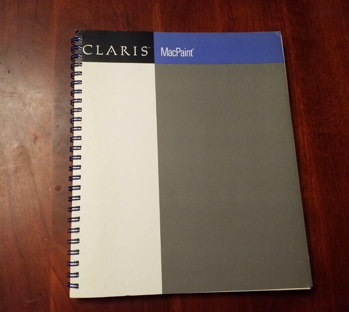 Vintage Claris MacPaint (1987) User Manual Guide for Macintosh