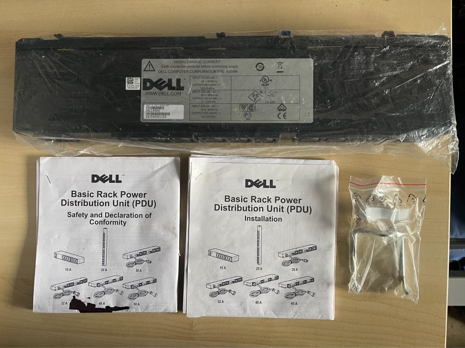 Dell 6020 Rack Mountable Power Distribution Unit Surge Part K558N - Near Mint