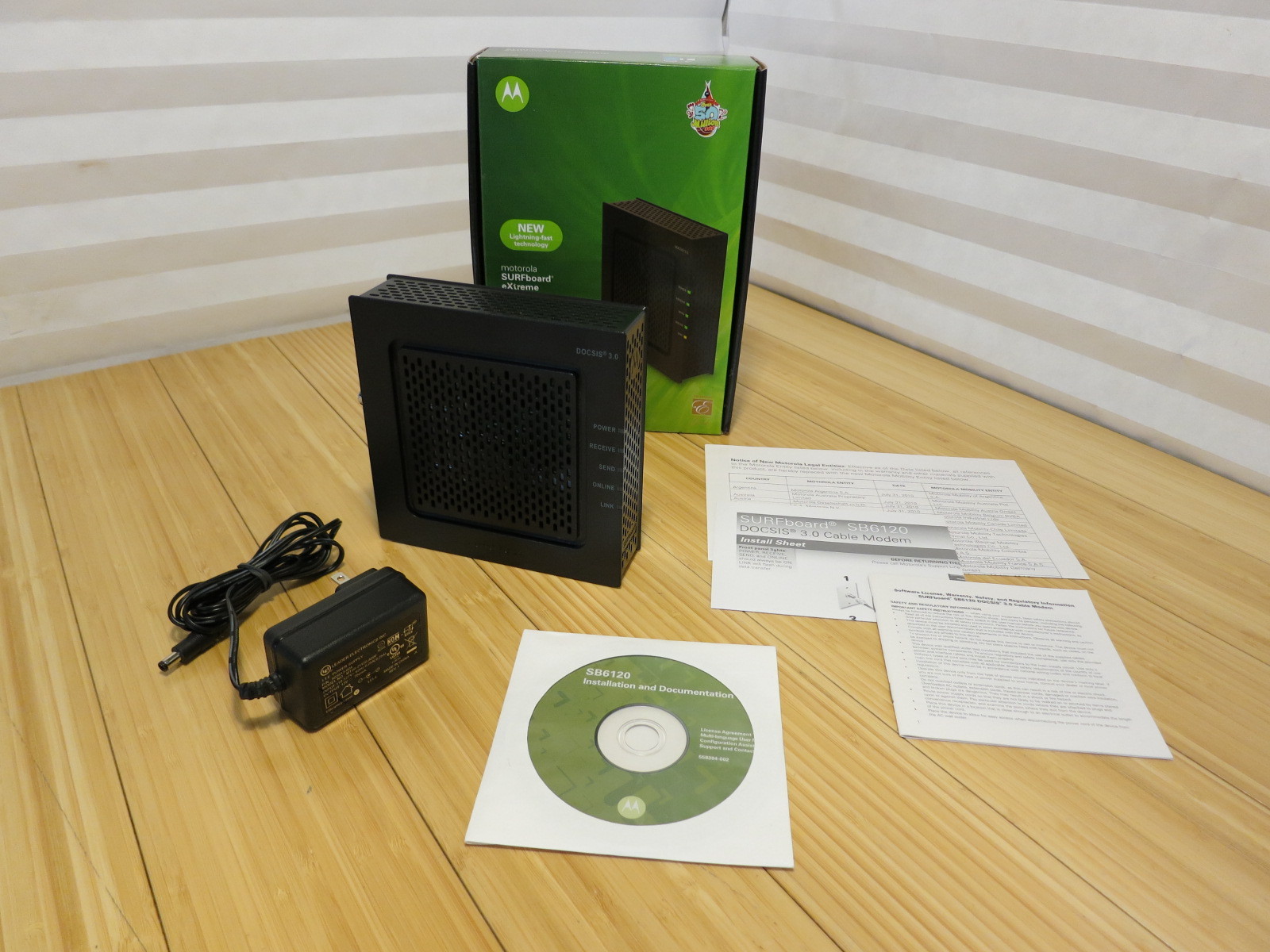 Motorola (Arris) SB6120 SURFboard DOCSIS 3.0 eXtreme Broadband Cable Modem