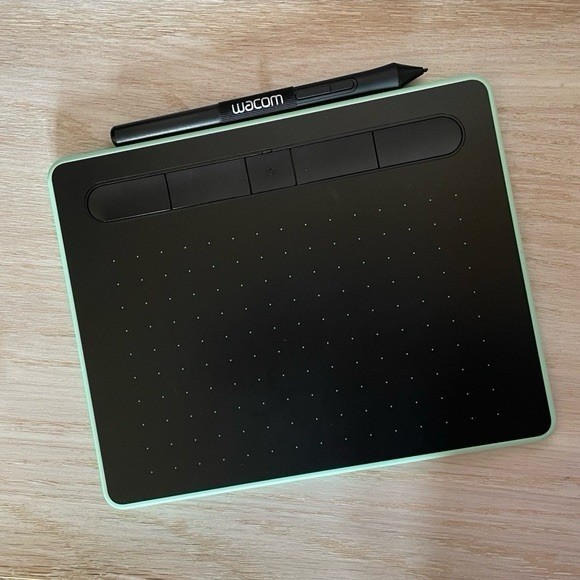Wacom Intuos CTL-4100 Small Drawing Tablet - Black