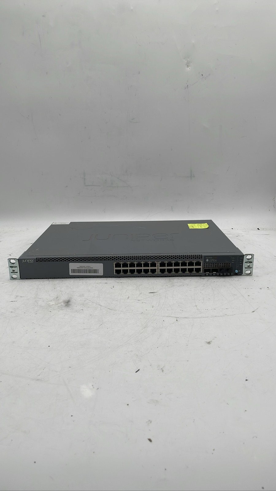 Juniper EX2300-24P Rev C 24-Port PoE+ Gigabit Ethernet Switch 4x SFP+