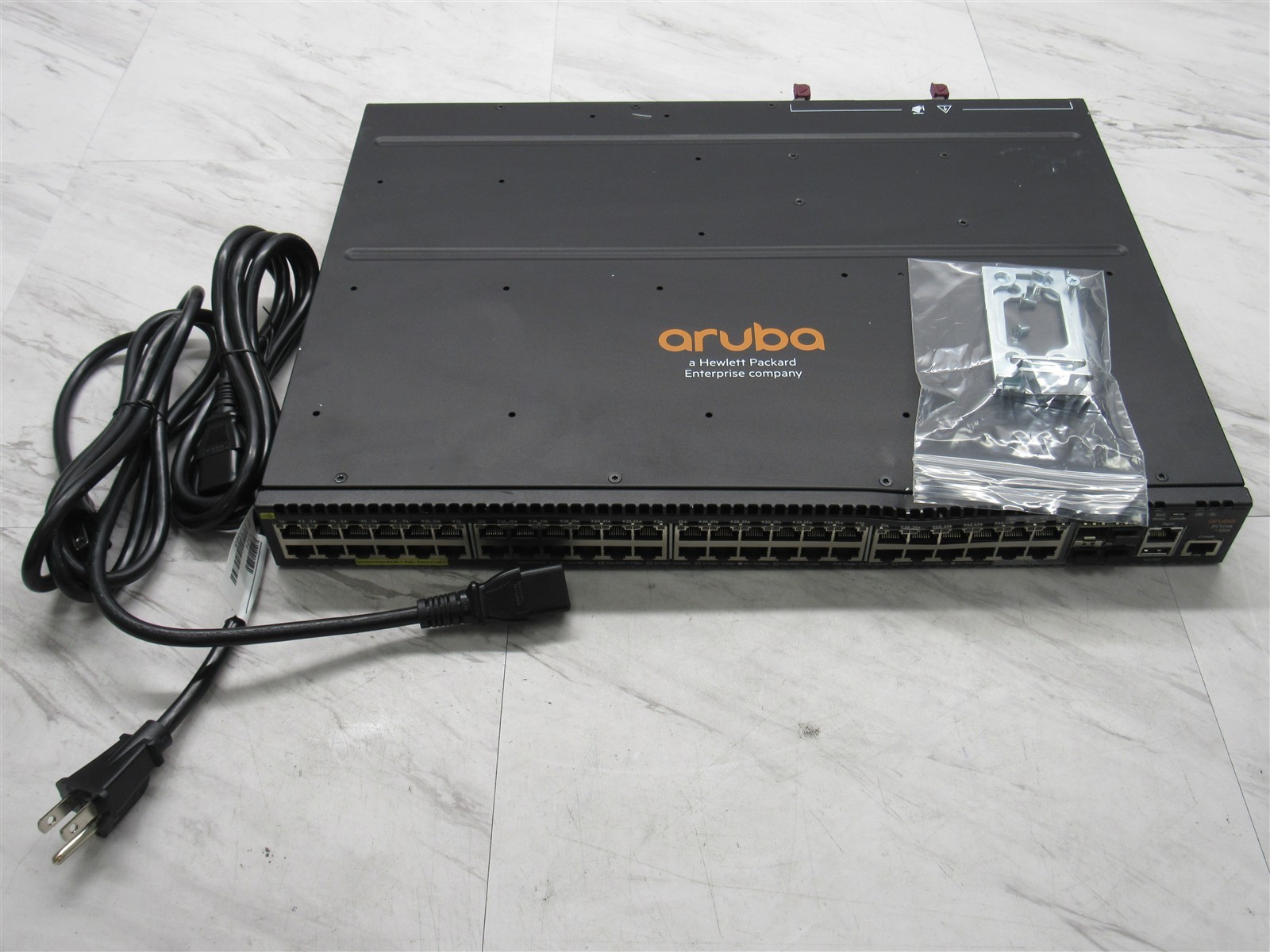 HP Aruba 2930M JL322A 48-Port POE+ Gigabit Ethernet Switch 4SFP+ w/ 2x JL087A