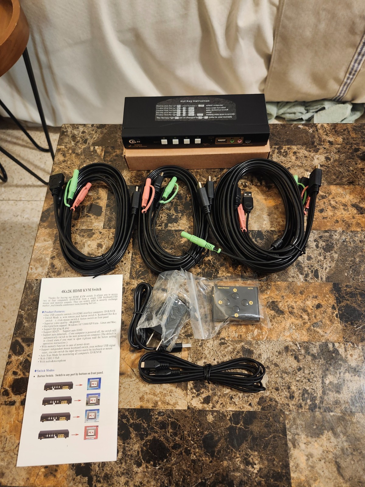 CKLau-64HUA 4Port HDMI KVM switch/ cables - OPEN BOX