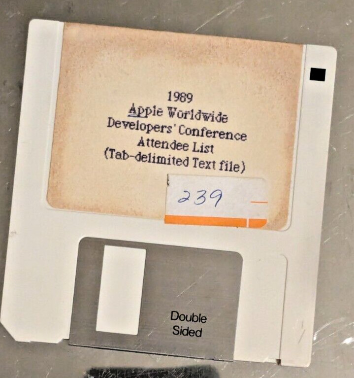 1989 Apple Worldwide Developers Conference 3.5 inch Diskette with Text File