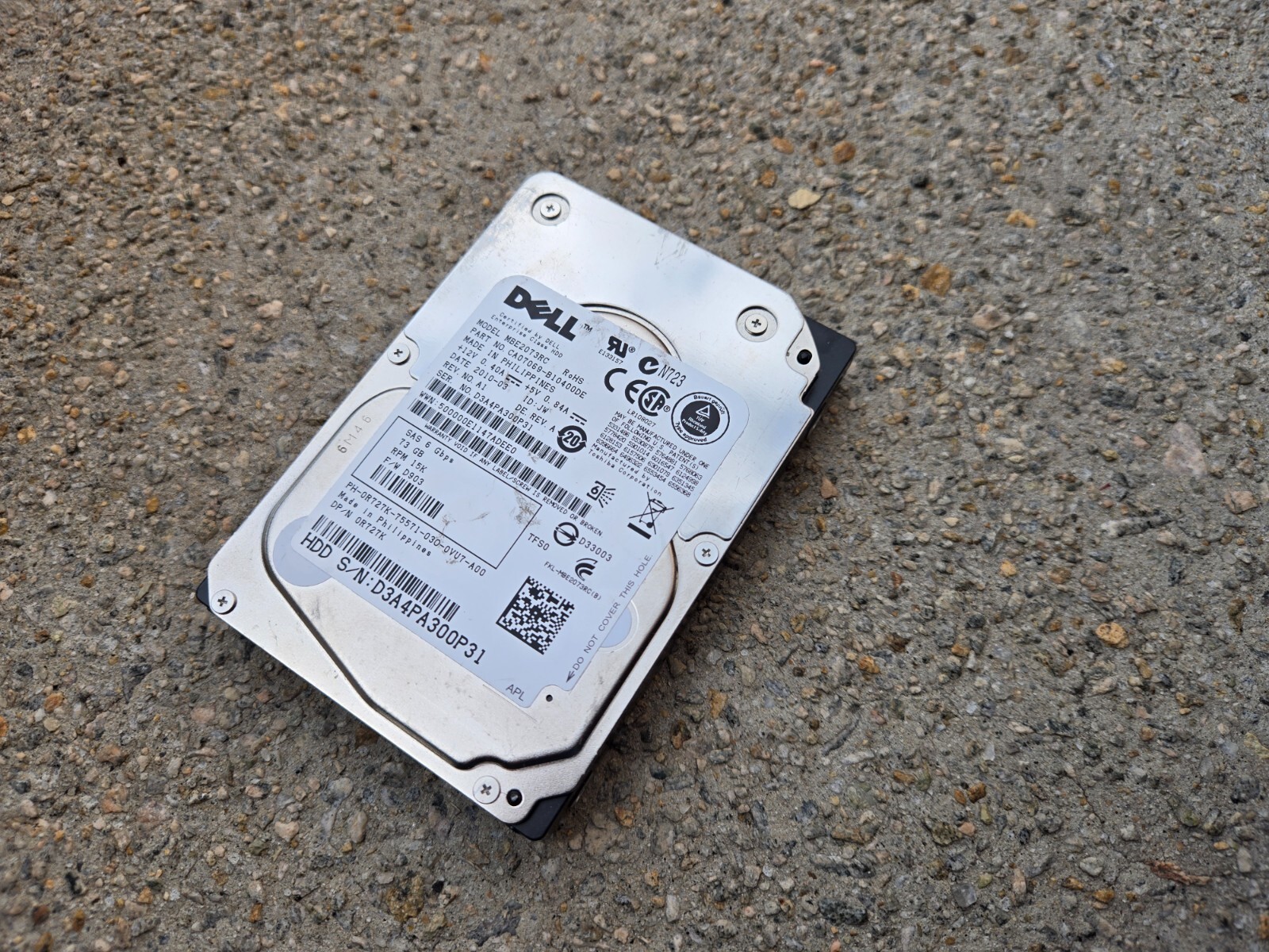 MBE2073RC DELL  73GB Internal 15000RPM 2.5" 15K SAS 2.5" 6Gbps Server HDD