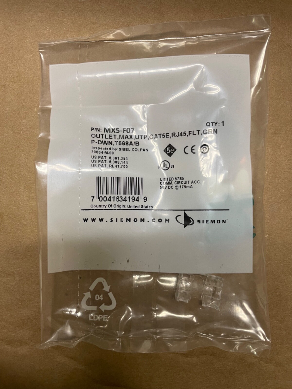 Siemon Modular Jack UTP CAT 5e 8-Wire RJ45 Faceplate Mount Green MX5-F07 (20pc)
