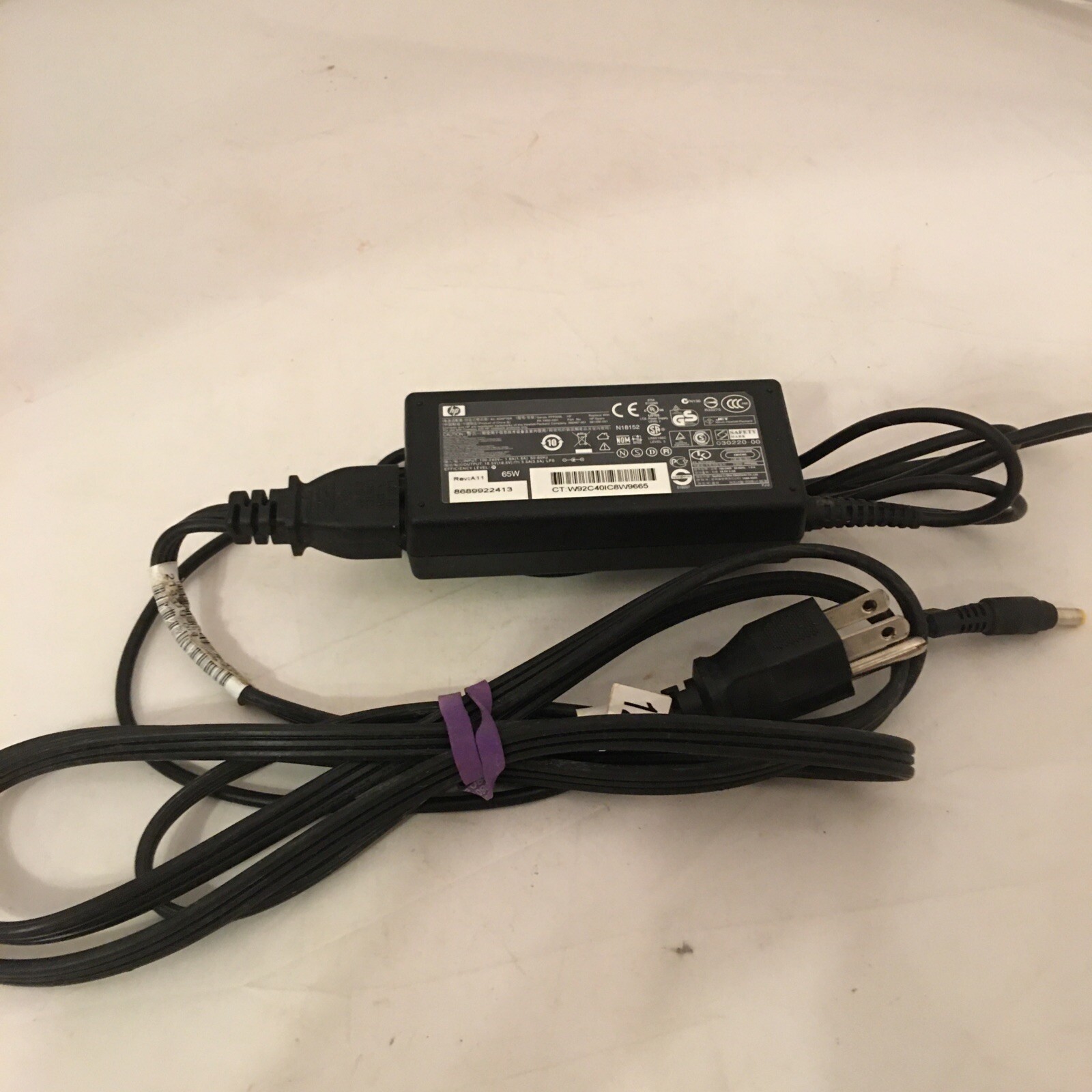 GENUINE HP  65W Laptop Charger / AC Adapter Power Cord 380457-001 381090-001