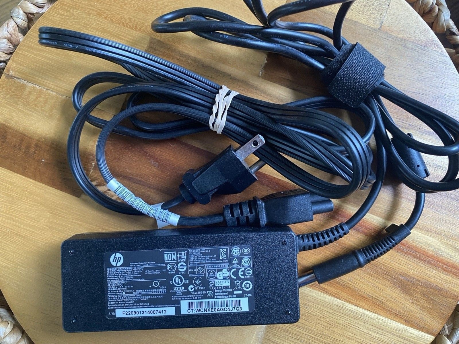 HP PPP012C-S 19.5V 4.62A 90W Genuine Original AC Power Adapter Charger