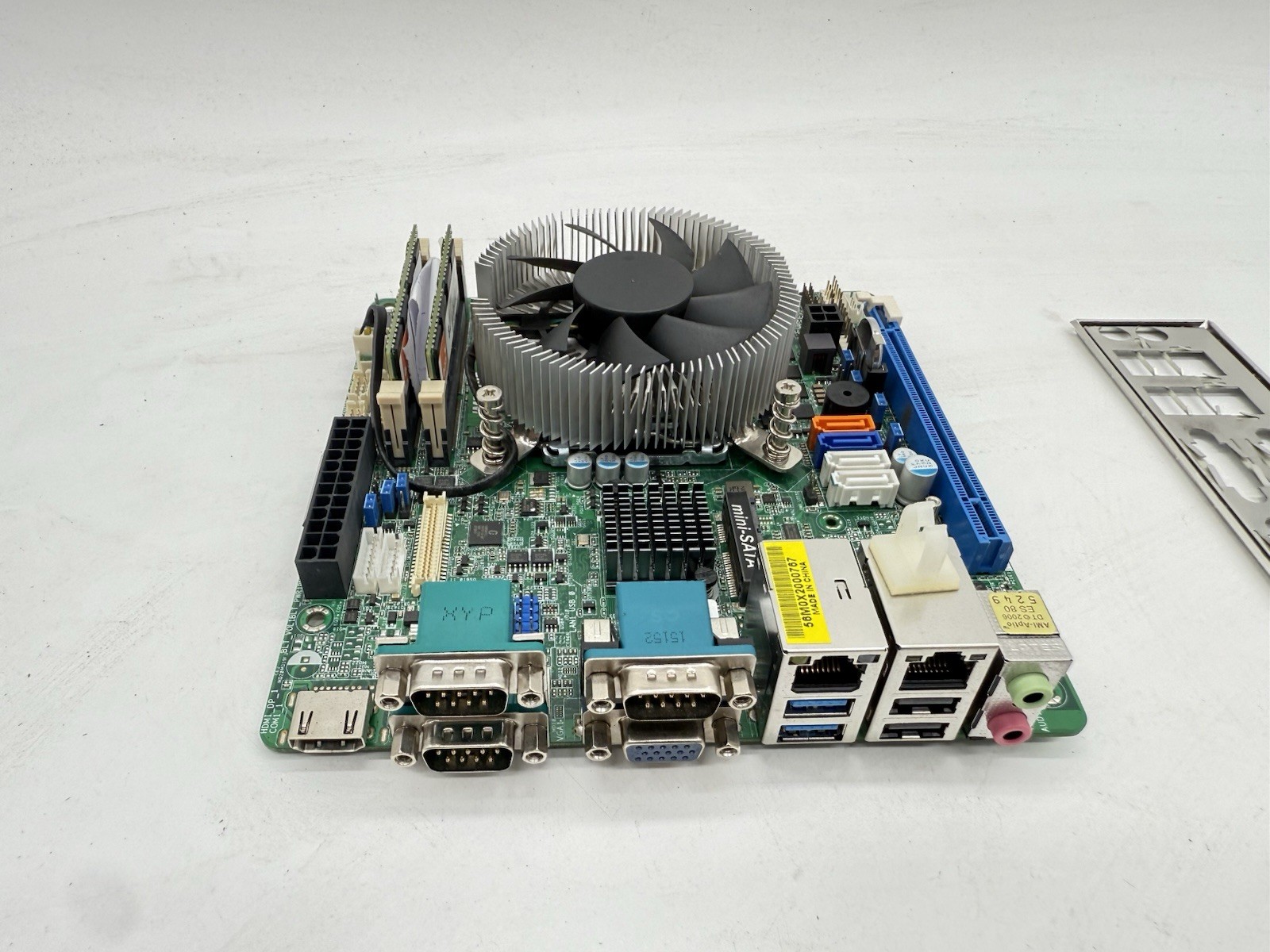 ASRock Industrial Mini-ITX Motherboard IMB-185 I5-4590S16GB