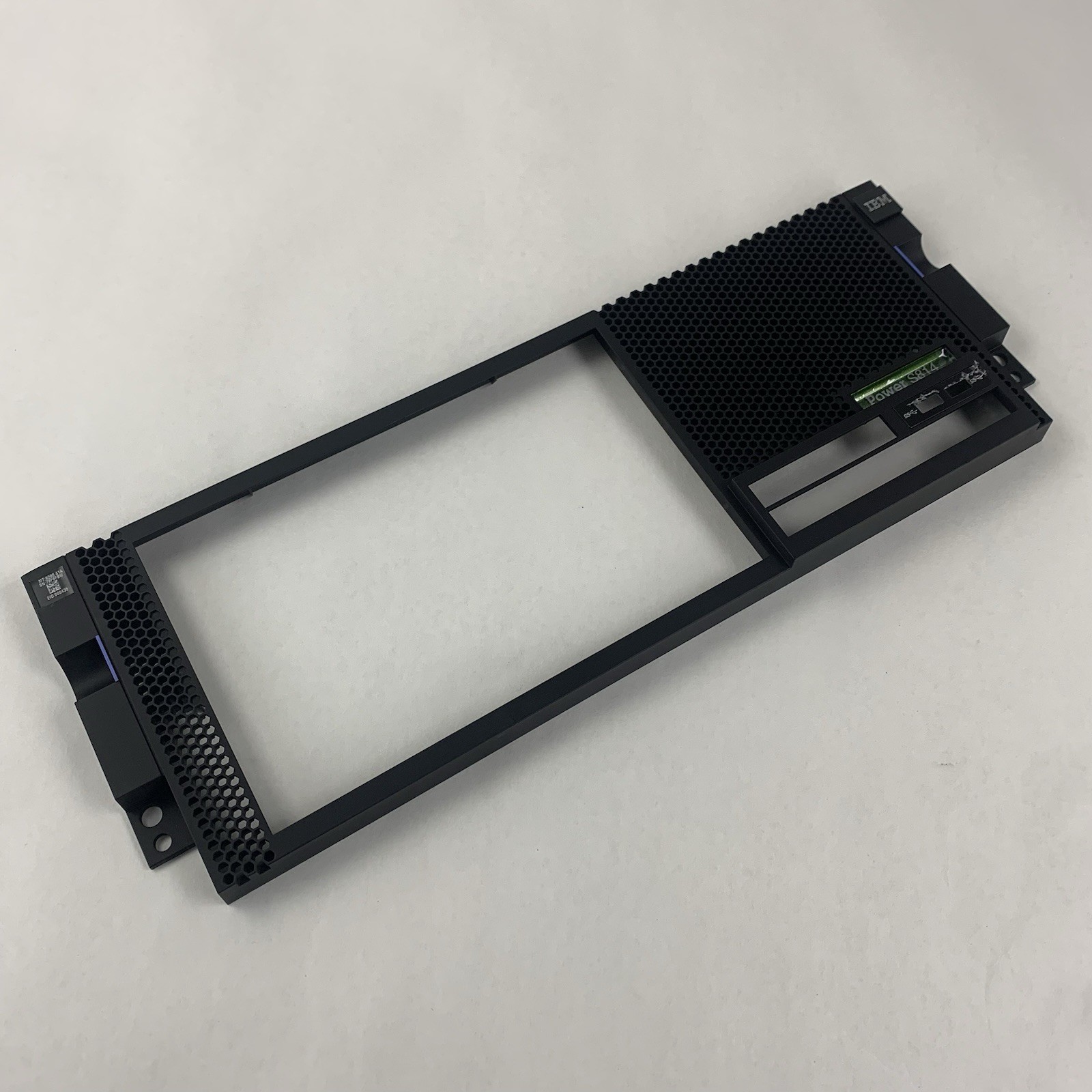 IBM 00FV490 00RR307 Power S814 Front Bezel 8286-41A Faceplate