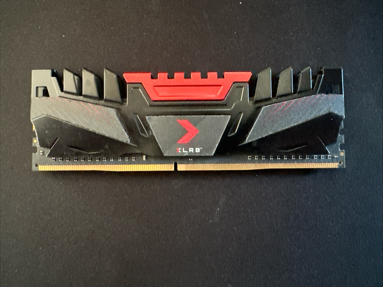 PNY XLR8 Gaming 8GB DDR4 2666 CL16 Desktop RAM 8GBF1X08LFHH35-12-K-HXR