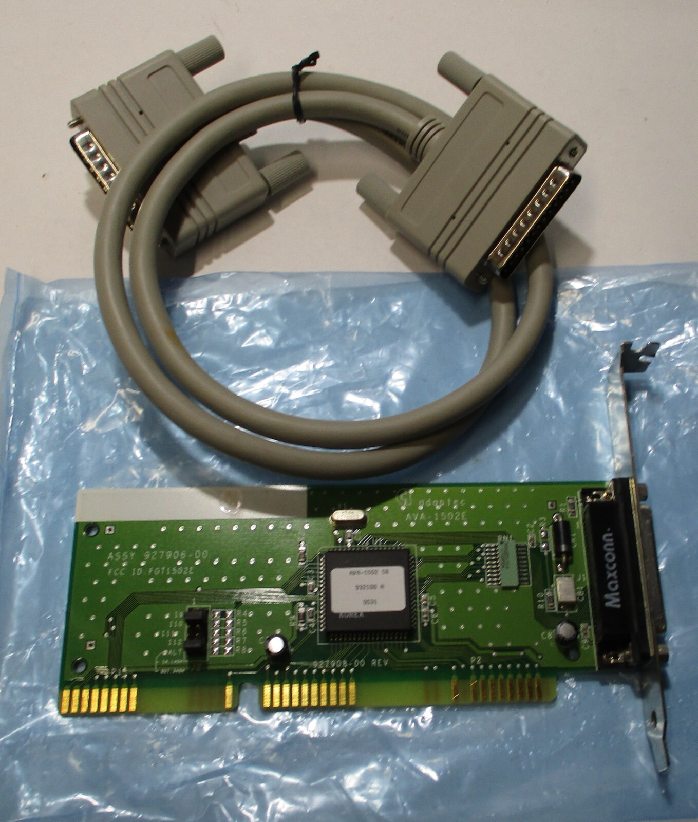 Adaptec 16-Bit ISA Non-Bootable Internal 25-Pin SCSI Controller Card AVA-1502E