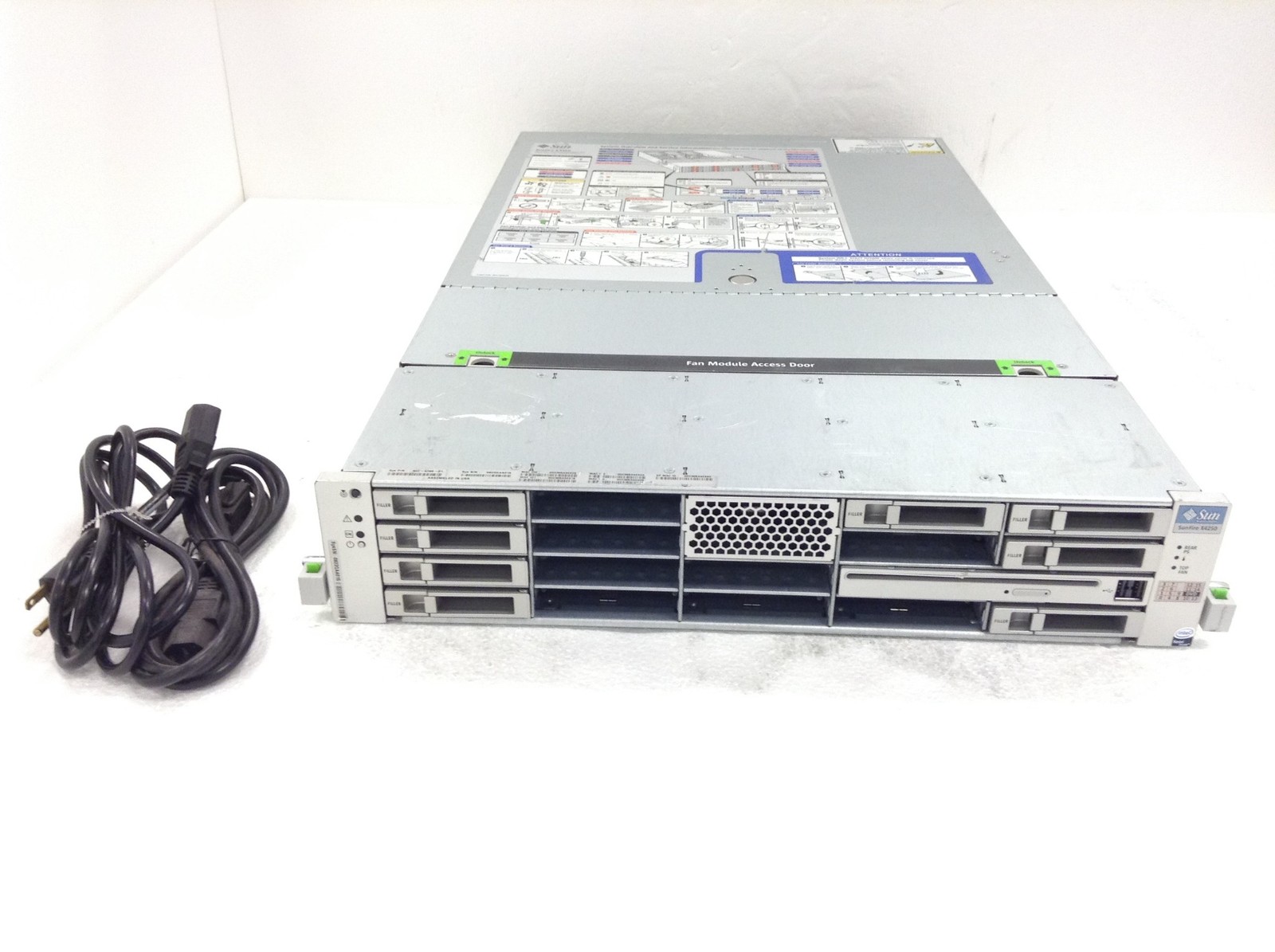 Sun Fire X4250 602-4296-01 2×Xeon E5450 3.0GHz 64GB DDR3 WORKING 