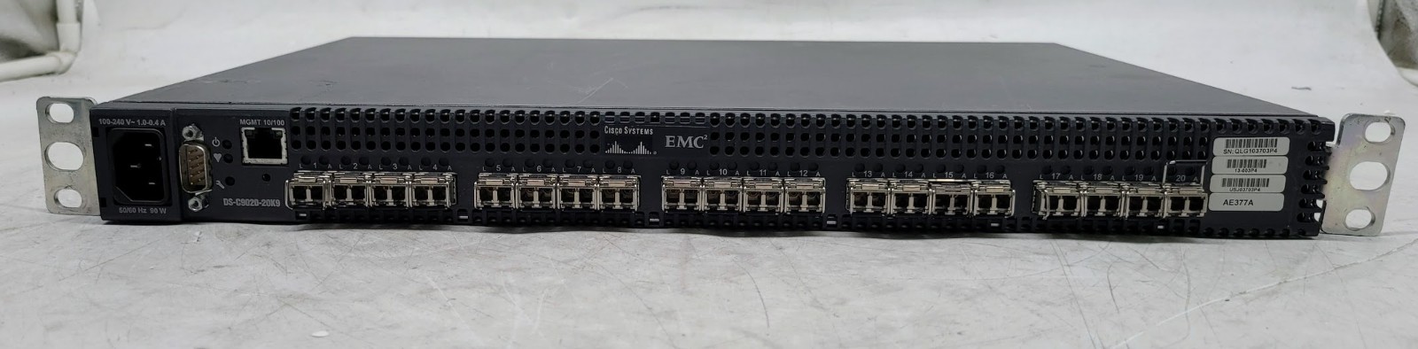 Cisco MDS 9020 Fabric Switch with SFB 20 Ports