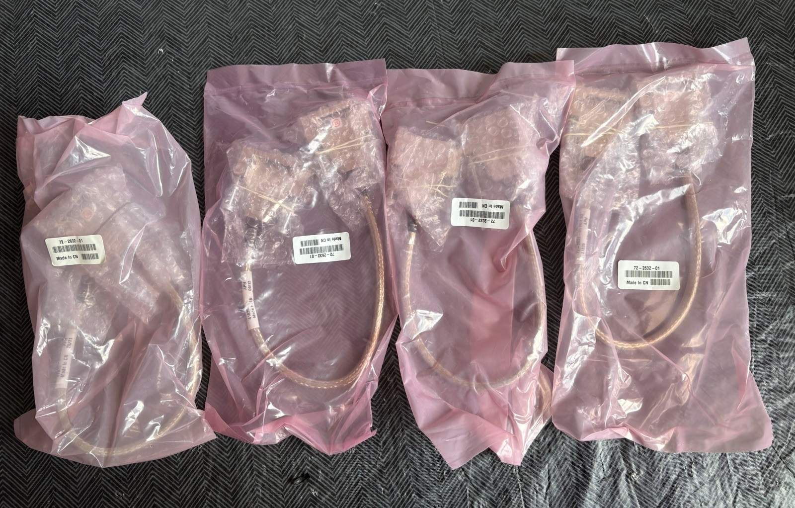 New Lot of 4 Cisco 72-2632-01 50cm StackWise Stacking Cables