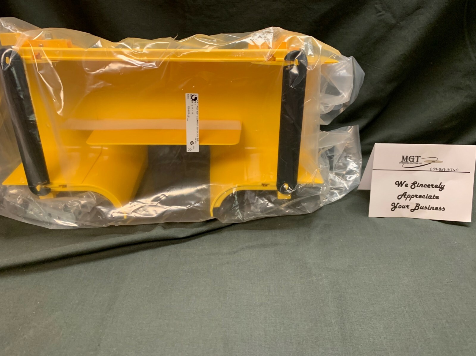 ADC/COMMSCOPE / FGS-MDSP-B/I /  FIBERGUIDE / 6" INSERTABLE DOWNSPOUT / YELLOW