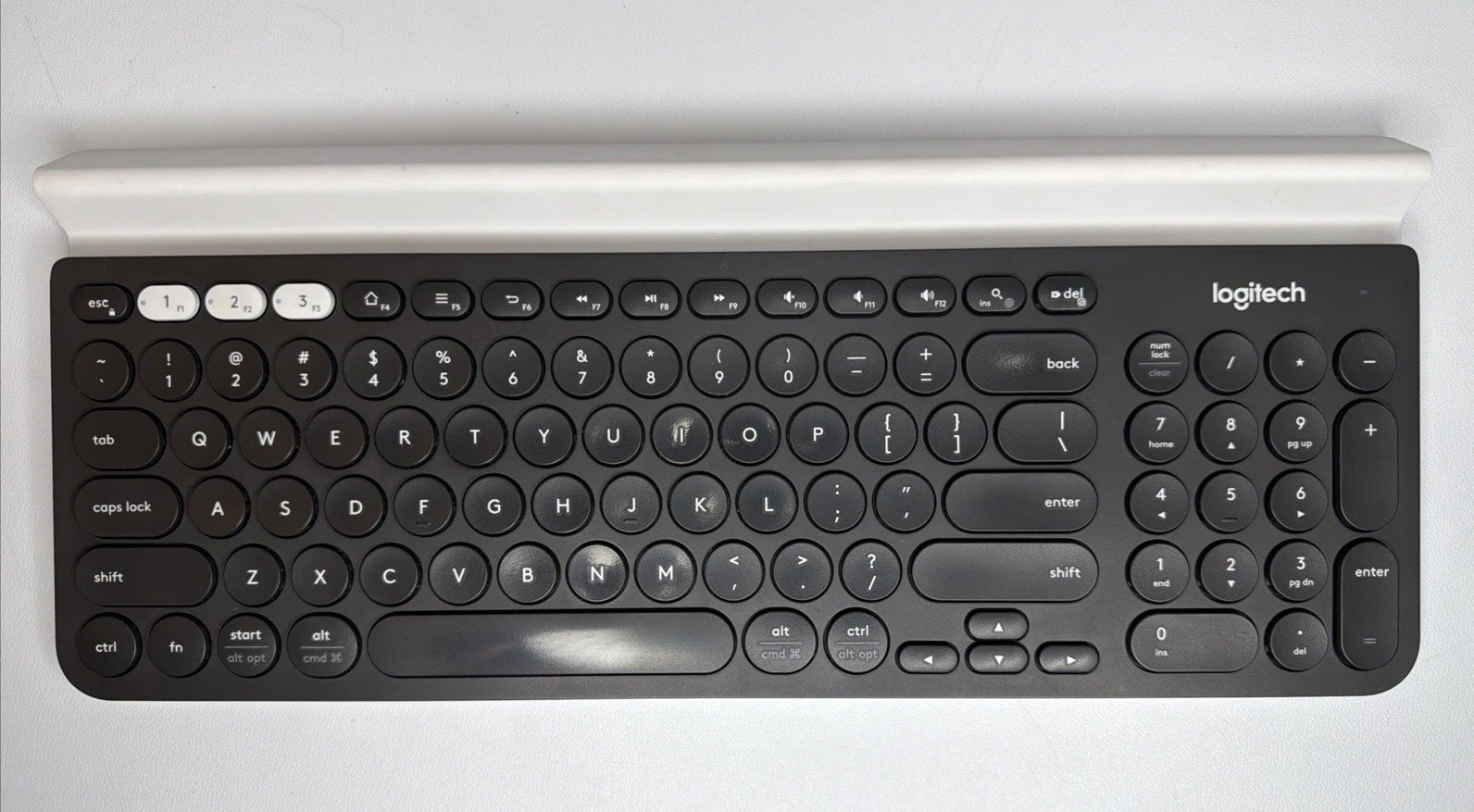 Logitech K780 Multi-Device Wireless Keyboard Bluetooth QWERTY MAC PC No Receiver