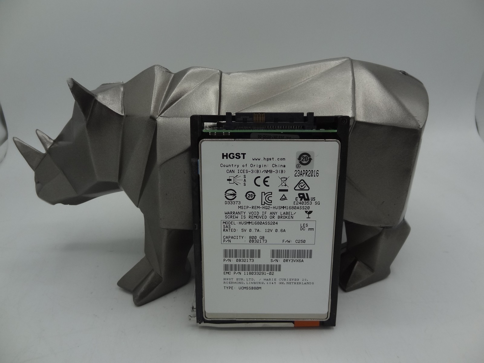 005051591 EMC UNITY 800GB SAS SOLID STATE, D3-2S12FX-800