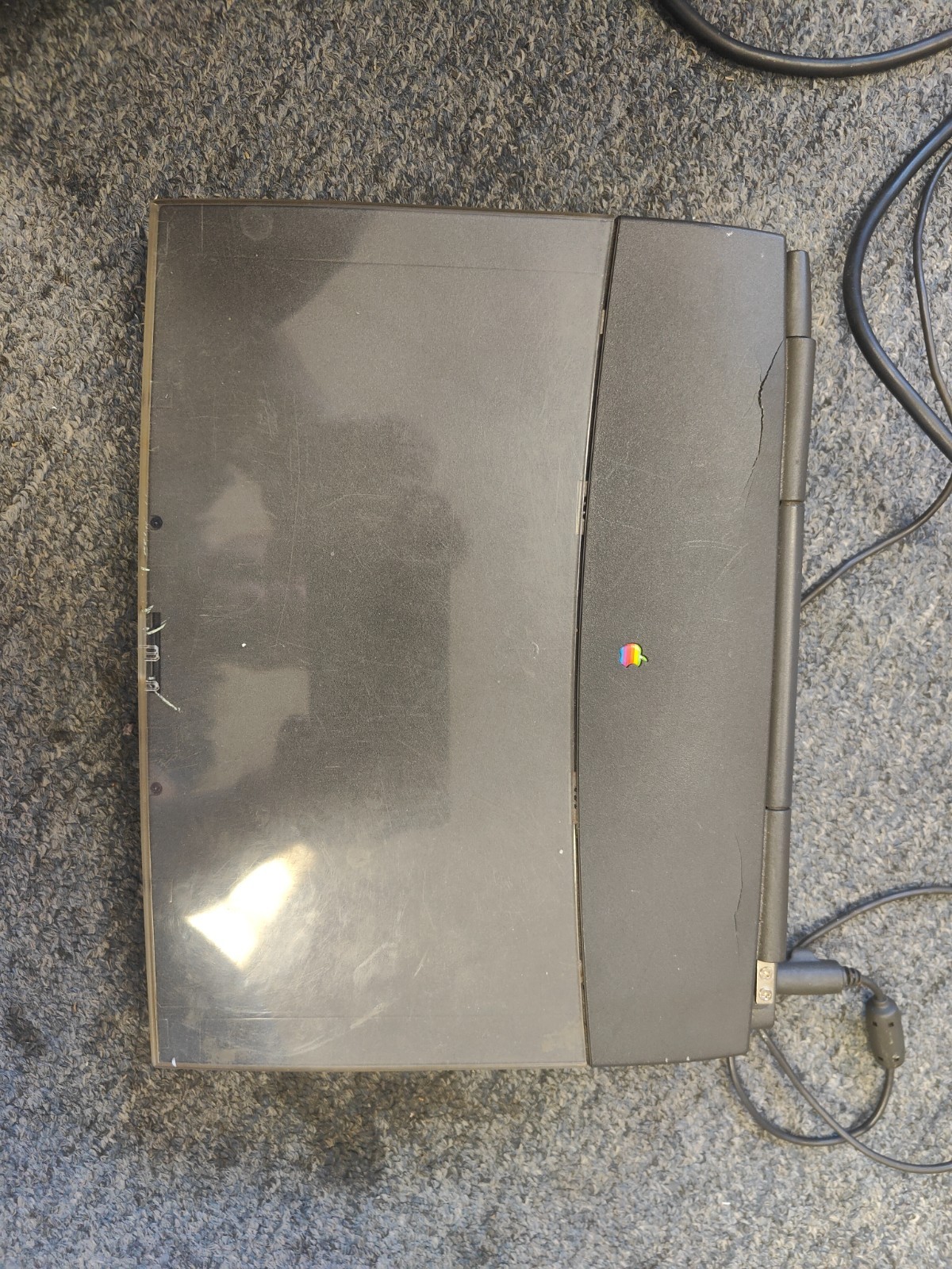 Vintage Macintosh Powerbook 1400c/166