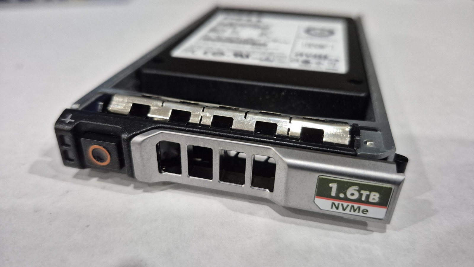 Dell / Samsung 1.6Tb NVME SSD SFF Enterprise U.2 Hard Disk PM1725