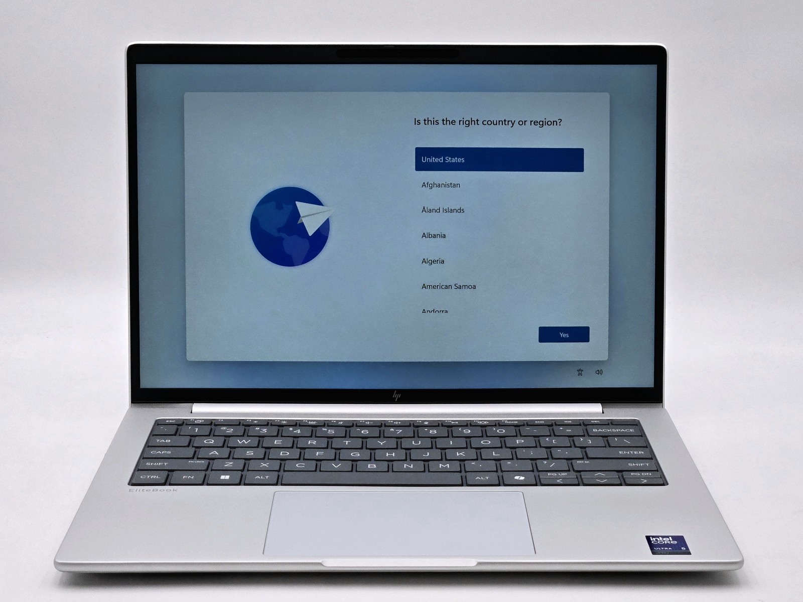 HP EliteBook 8 G1i 14" FHD+ ULTRA 5 235U 512GB SSD 16GB W11P Webcam Backlit FP