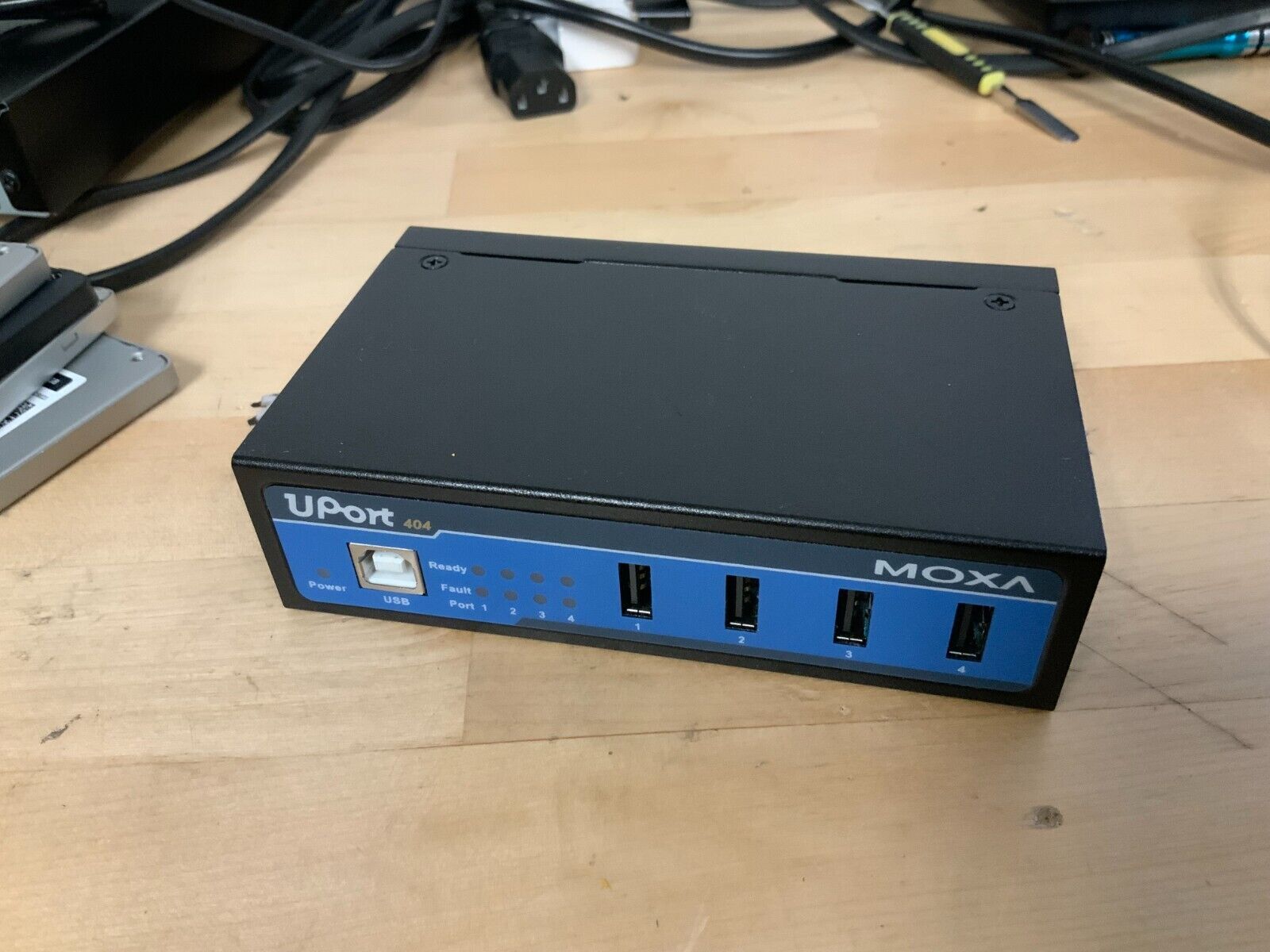 uport 404 moxa usb 2.0 rev 1.3