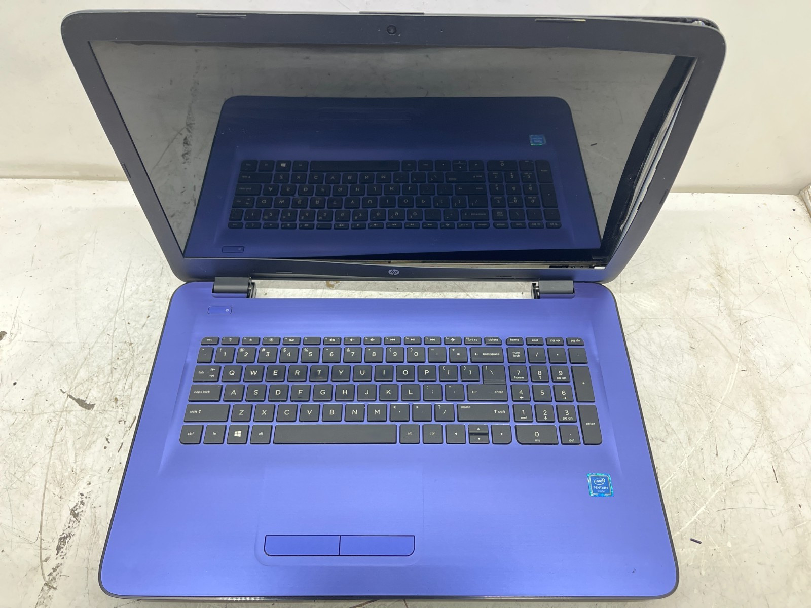 HP 17-X028DS Intel Pentium N3710 1.6GHz No RAM NO HDD No Batt