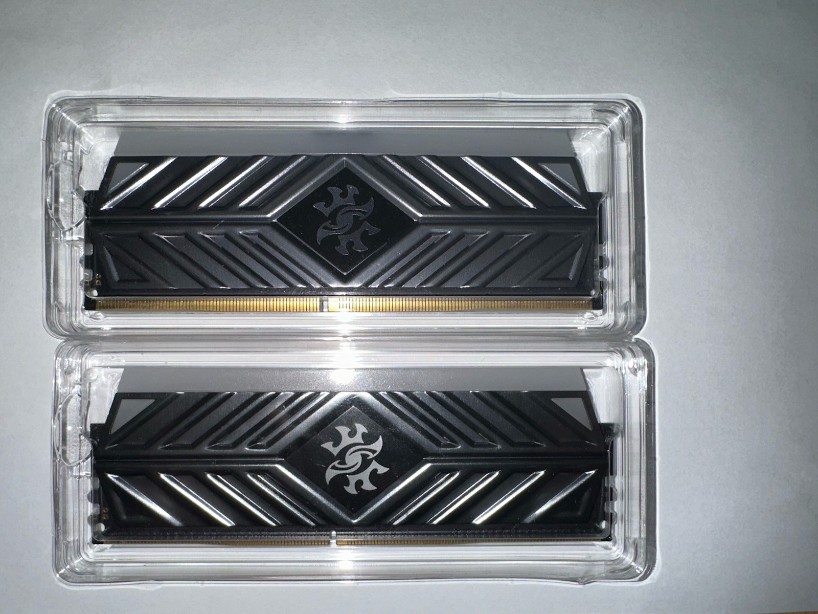 XPG DDR4 3200 2x8Gb Ram (ax4u320038g16a) CL 16-20-20