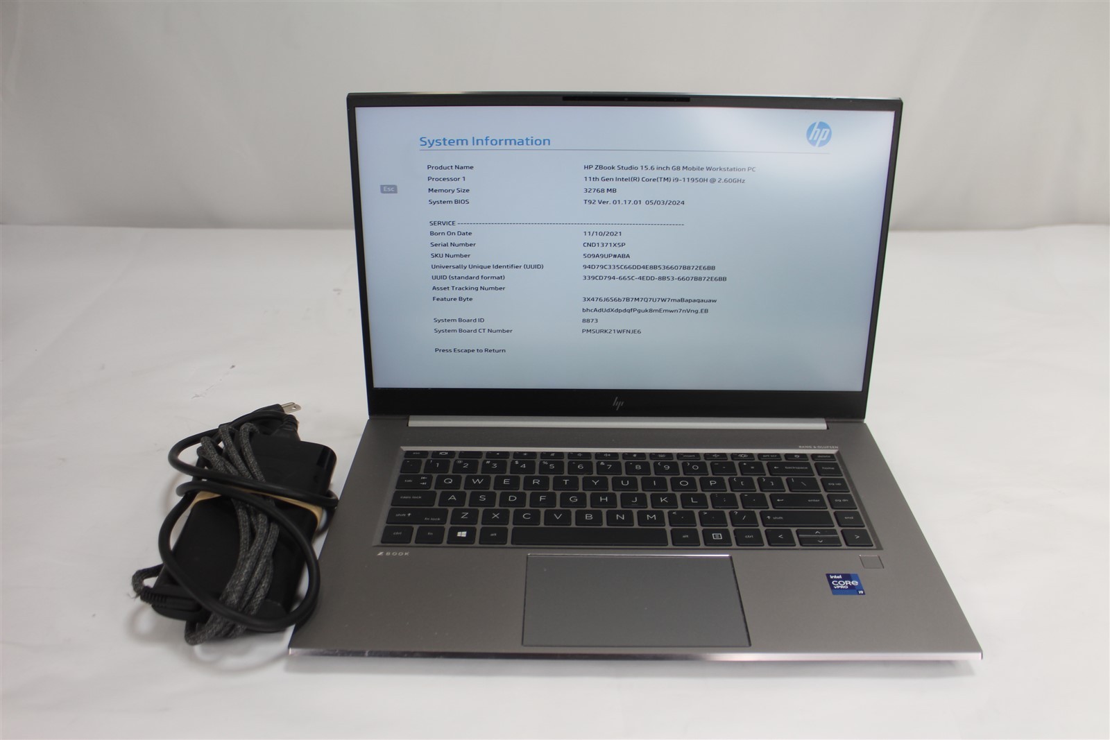 HP ZBook Studio G8 15.6" i9-11950H 2.6GHz 32GB 1TB NVMe RTX 3070 Win 11 Pro
