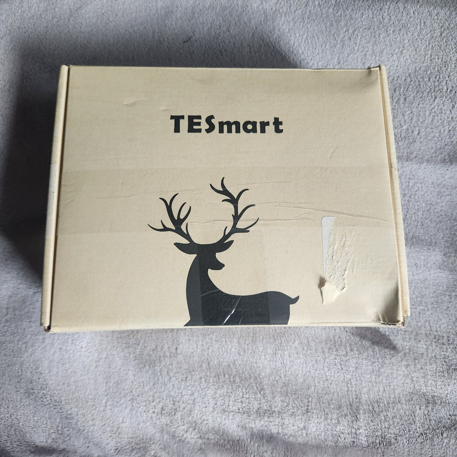 TESmart Thunderbolt 4, 2×1 KVM Switch for Apple Studio Display, THK401-X4