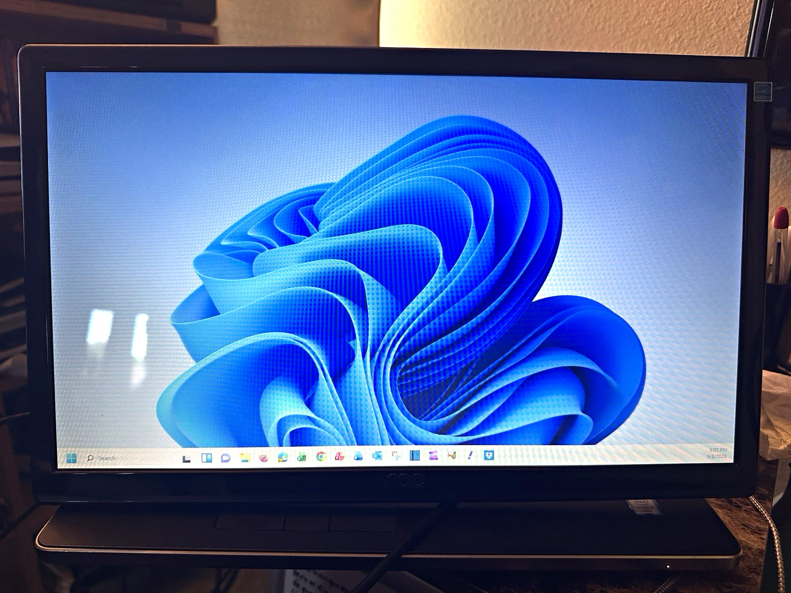 AOC E1759FWU 17in Portable USB 3.0 Powered LCD Monitor. Tested and working.