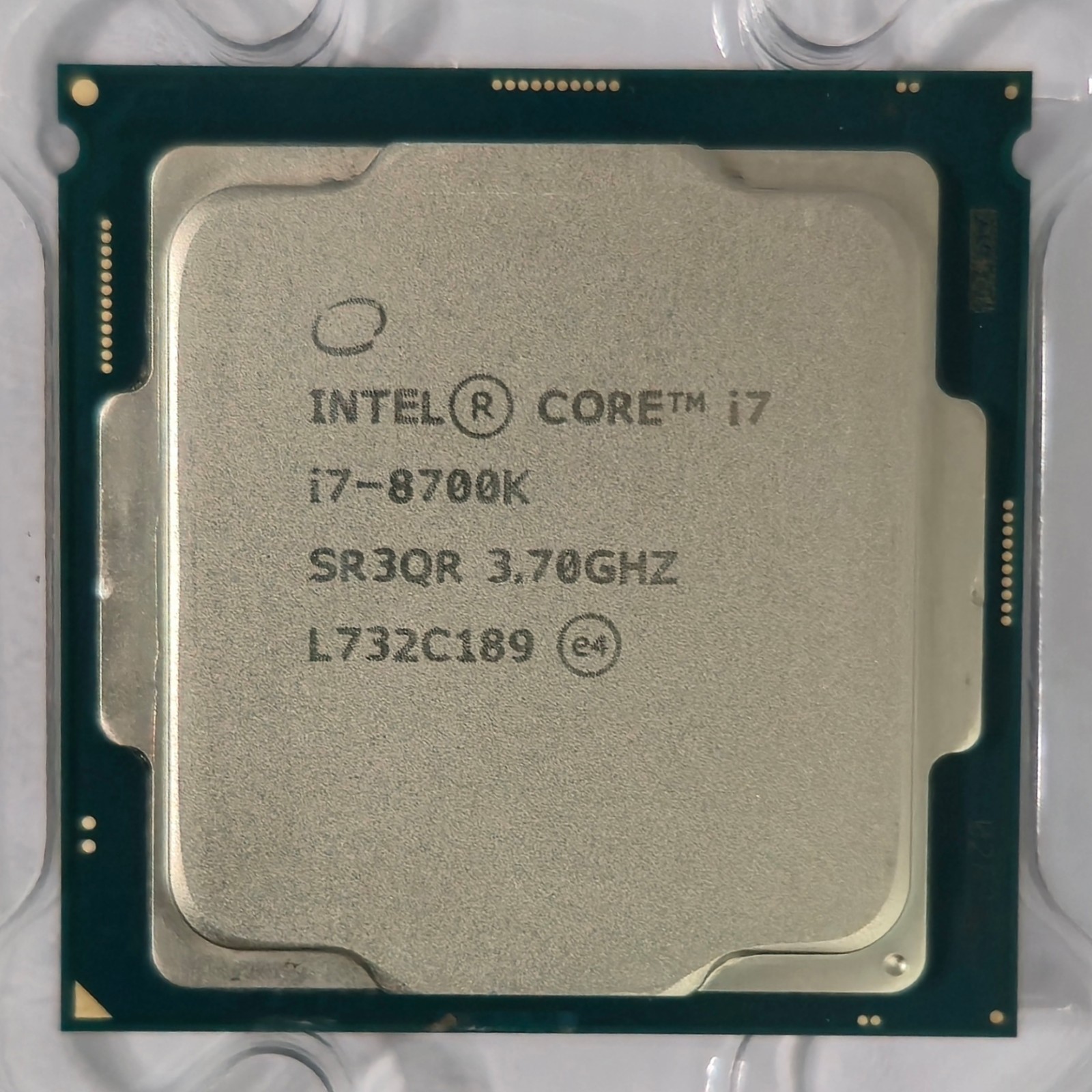 Intel Core i7-8700K 3.70GHz 6-Core 12MB LGA1151 CPU Processor (SR3QR)