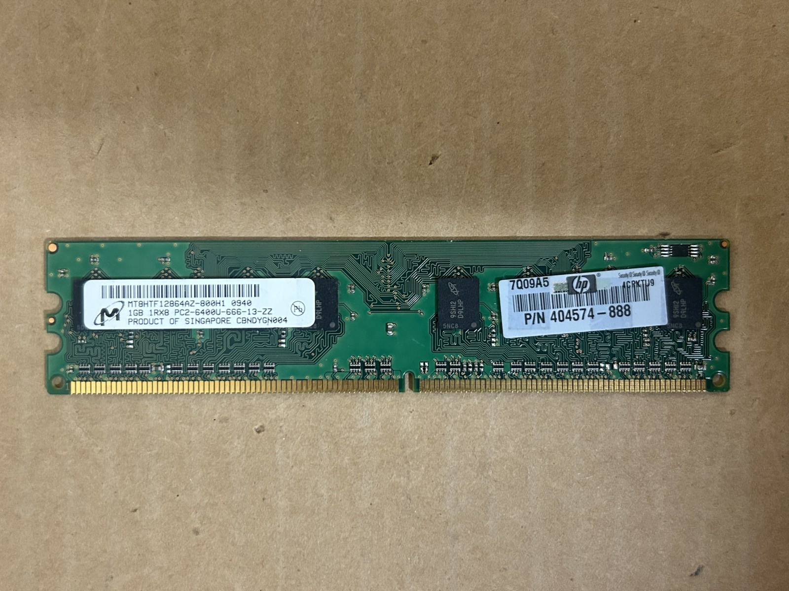 Memory MT8HTF12864AZ-800H1 Micron 1GB RAM 800Mhz DDR2 PC2-6400U HP PN 404574-888