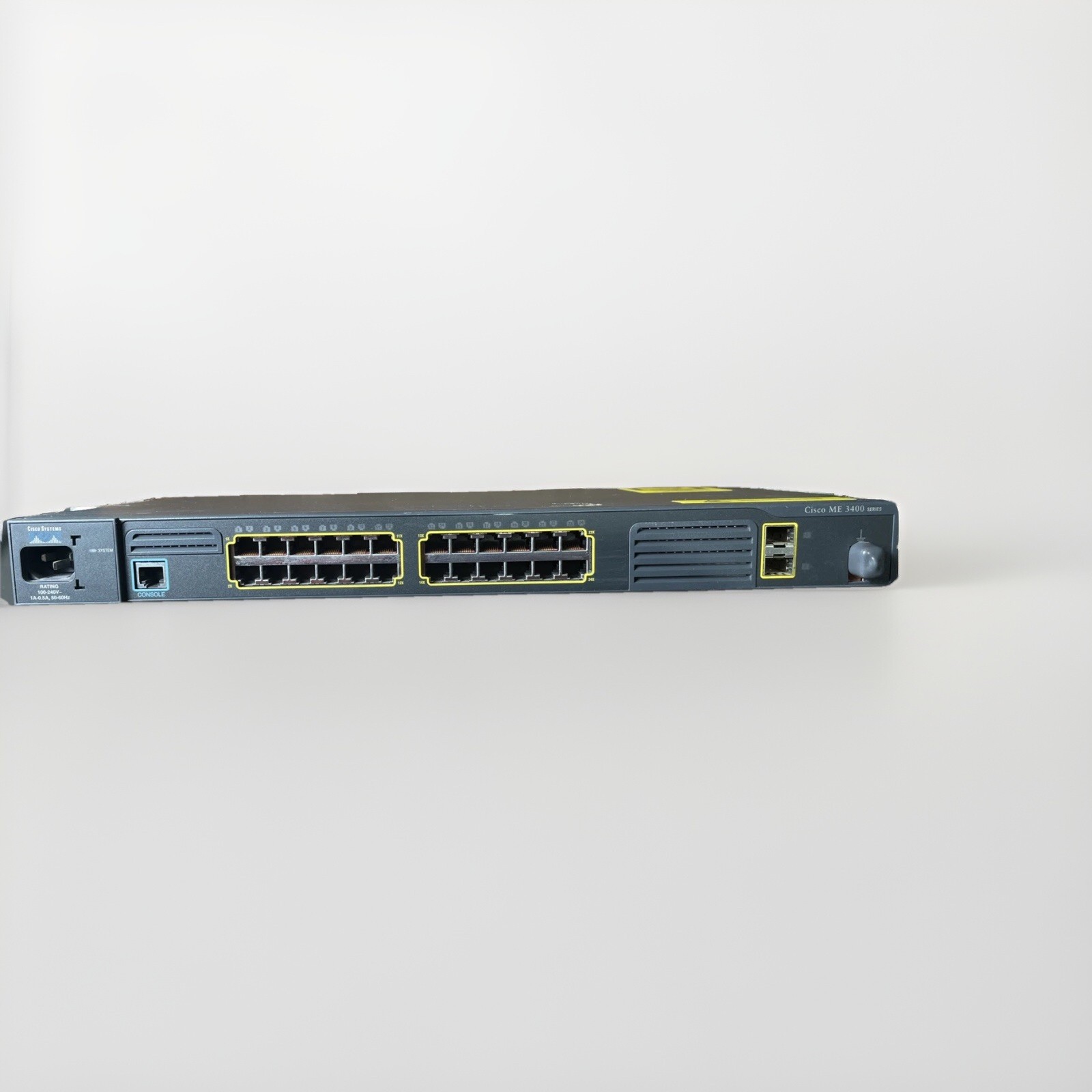 Cisco ME 3400 Series Ethernet Access  Switch ME-3400-24TS-A 24 Port + 2 SFP