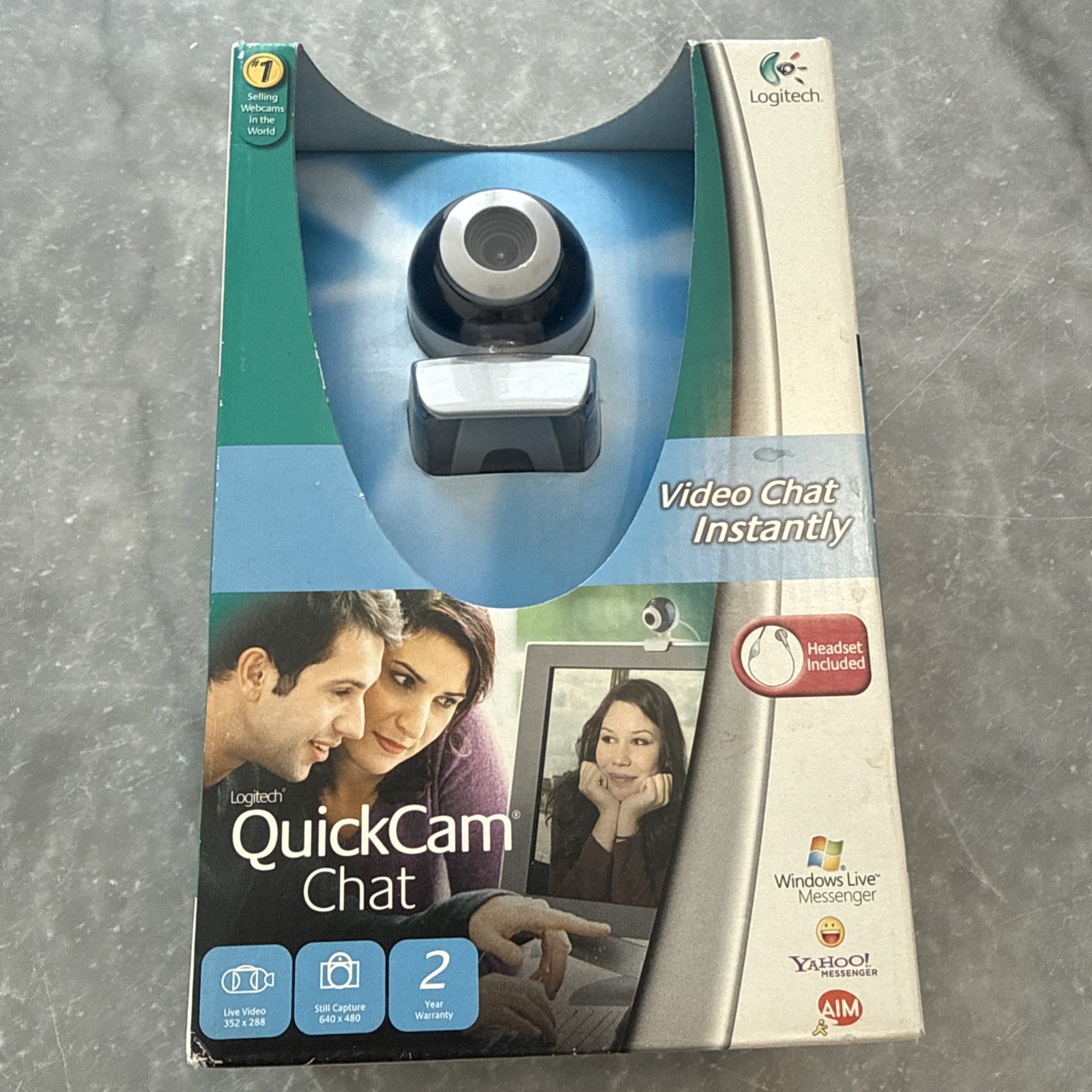 Logitech QuickCam Chat Webcam 961462-0403 New Sealed Vintage USB 2.0 w/ Headset