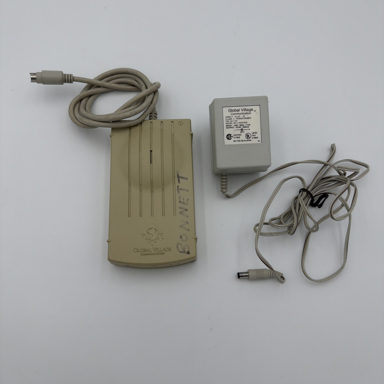 Global Village TelePort 33.6 Fax Modem A812 for Macintosh Vintage External Modem