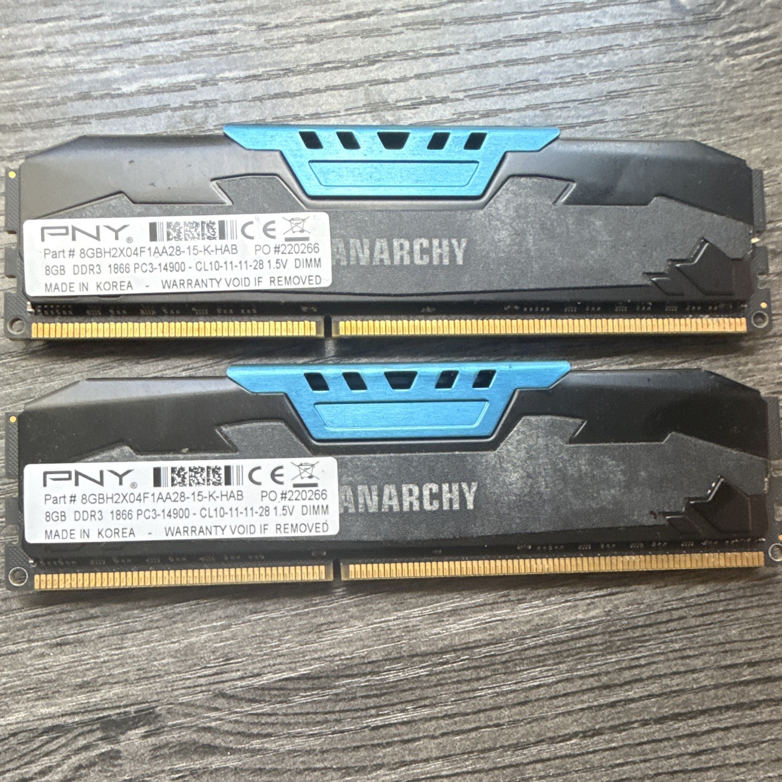 PNY Anarchy 16GB (2x8GB) DDR3-1866 PC3-14900 240-Pin DIMM Non-ECC