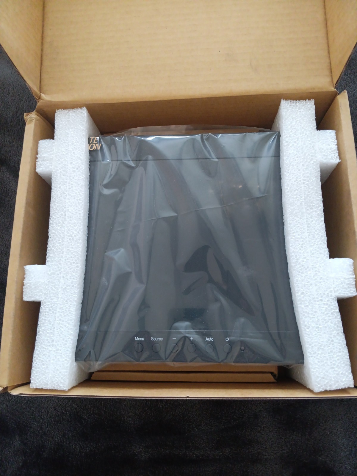 TOTE VISION 9.7 LED Monitor - Model LED-1003HD - NEW In Box