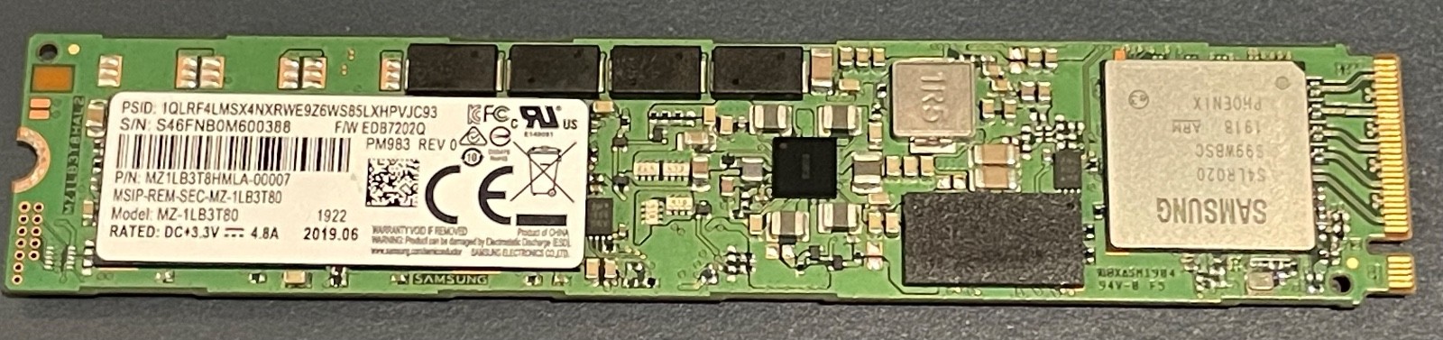 Samsung Enterprise NVMe SSD 3.84TB (MZ1LB3T8HMLA / MZ-1LB3T80) M.2 22110