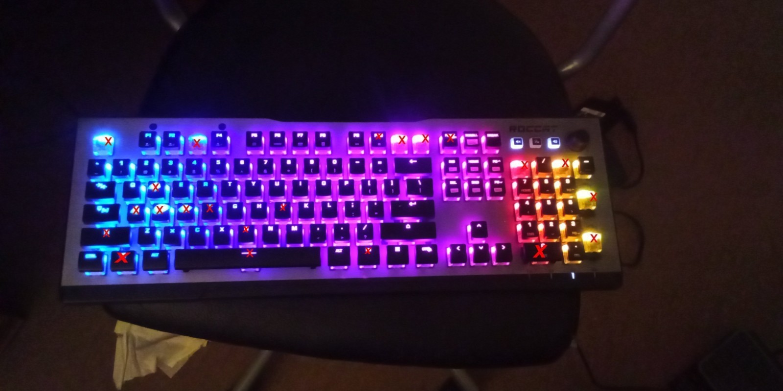 1 Roccat Vulcan 120 Aimo RGB Mechanical Gaming Key cap