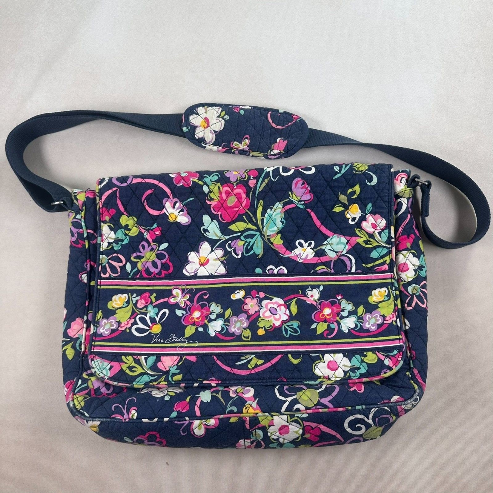 Vera Bradley Ribbons Laptop Messenger Bag Navy Floral Quilted Crossbody Retired